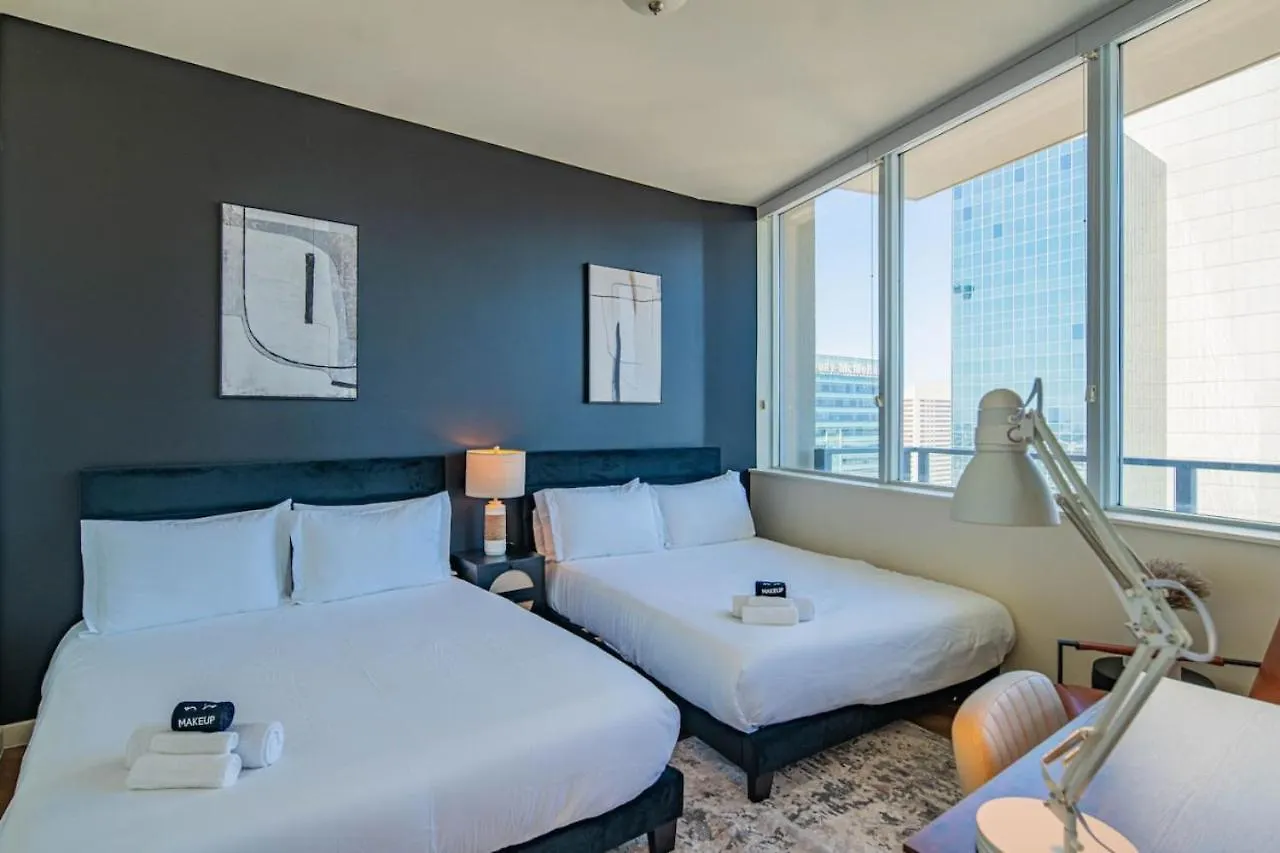 Elegant 28Th Floor High Rise, Gym, Parking, Pool, Golf Lejlighed Phoenix